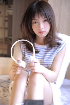 美女pk精子